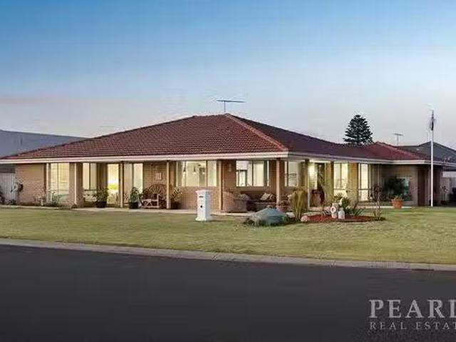 Just in! 3 BR 16 Lake Street, Rockingham, WA 6168