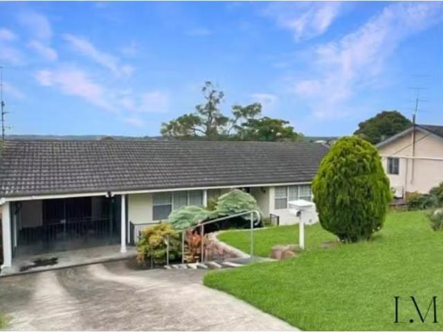 For Rent! 3 BR 17 Branxton Street, Waratah West House for rent.