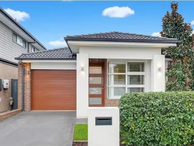 For Rent! 3 BR 17 Eades Street, MARSDEN PARK House for rent L.