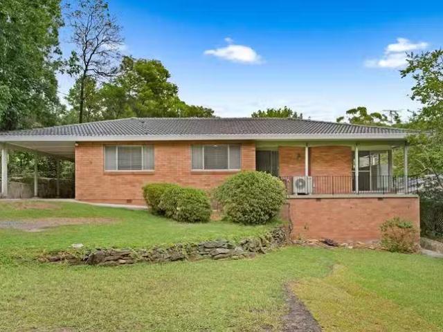 Cheap 3 BR 19 Morona Avenue, Wahroonga, NSW 2076