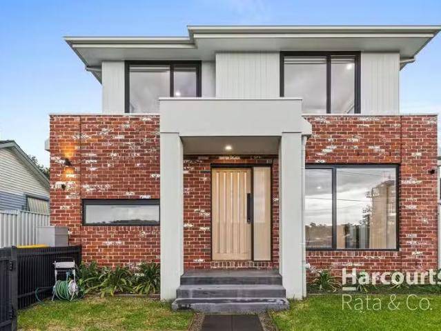 Rental! 3 BR 1/15 Greensborough Road, Rosanna, VIC 3084 Town.