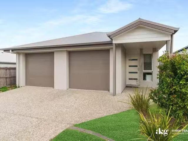 Nice 3 BR 1/15 Mount Crosby Street, Park Ridge, QLD 4125
