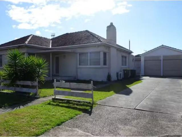 For Rent! 3 BR 12 Henley Street, New Lambton House for rent L.