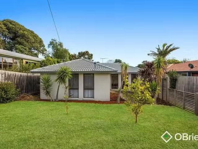 Nice 3 BR 1/37 Ashleigh Avenue, Frankston, VIC 3199