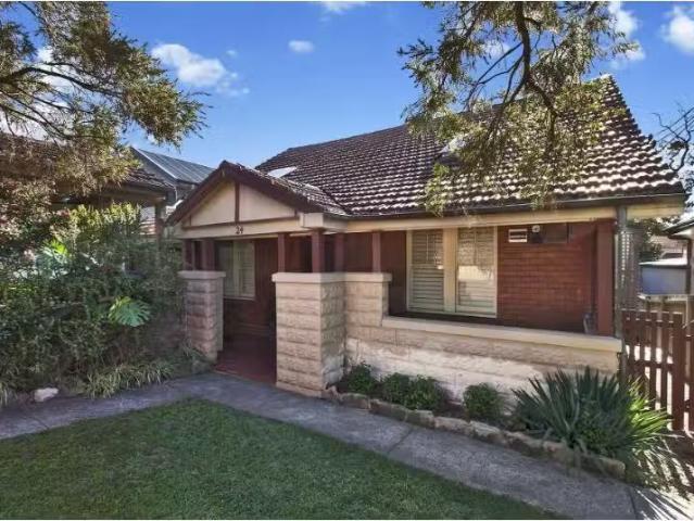 Just in! 3 BR 24 Brightmore Street, Cremorne House for rent L.