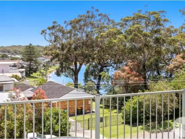 Deal! 3 BR 24 Randall Drive, SALAMANDER BAY House for rent Li.