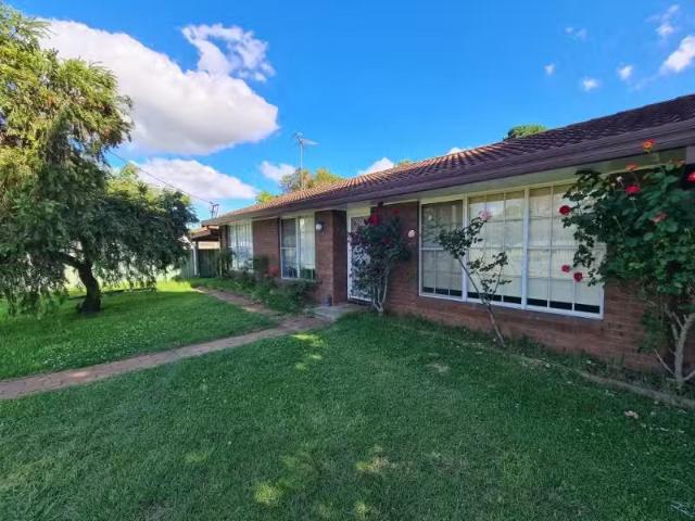 New 3 BR 25 Melbourne Street, NEW BERRIMA House for rent List.