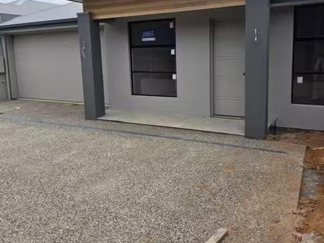 Unique 3 BR 26B Fairview Terrace, CLEARVIEW, SA 5085 House f.