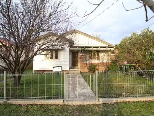 Rental! 3 BR 204 Mc Lachlan Street, ORANGE House for rent Lis.