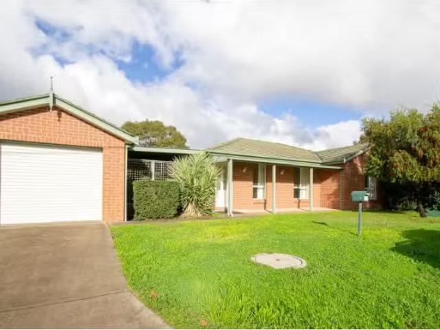 Just in! 3 BR 21 Mealey Street, Mudgee House for rent Listed.