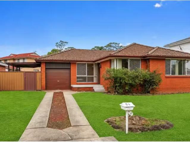 For Rent! 3 BR 21 Supply Avenue, Lurnea House for rent Listed.