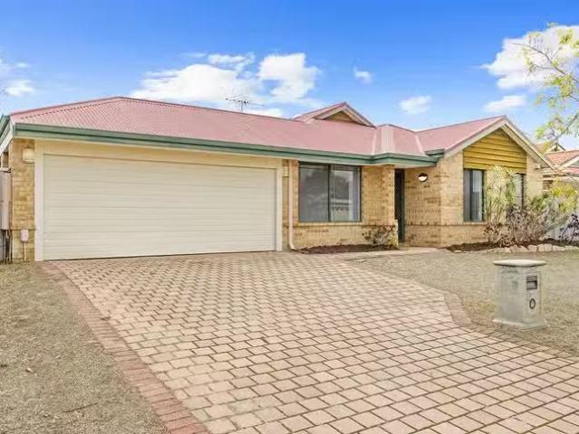 Deal! 3 BR 21 Trevino Drive, Port Kennedy, WA 6172