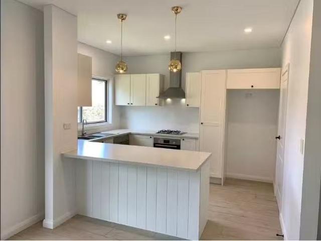 For Rent! 3 BR 22a Dakara Drive, FRENCHS FOREST Apartment for.