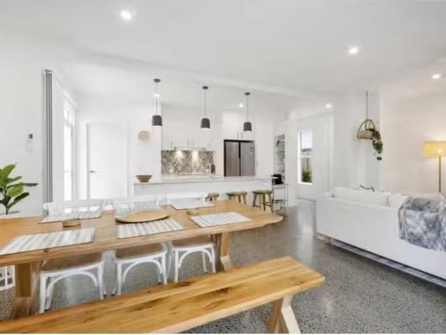 Charming 3 BR 2/35 Nautilus Way, KINGSCLIFF Townhouse for rent.