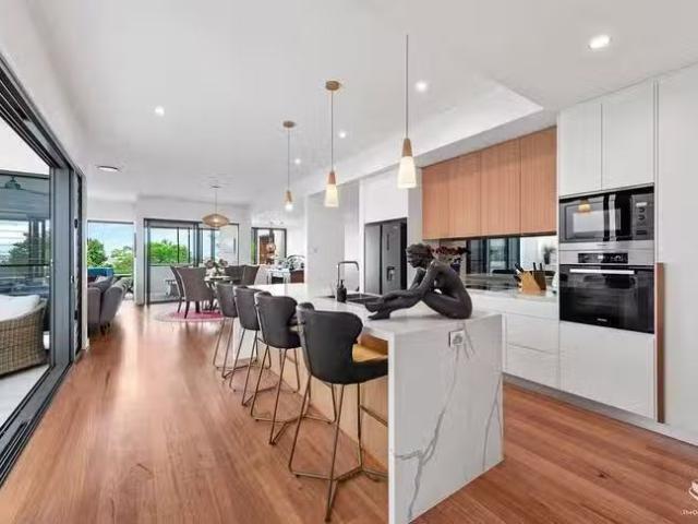 Cozy 3 BR 23 Quarry Street, Hamilton, QLD 4007