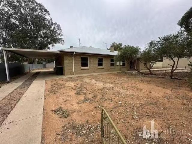 Cheap 3 BR 23 Trenaman Crescent, Berri, SA 5343