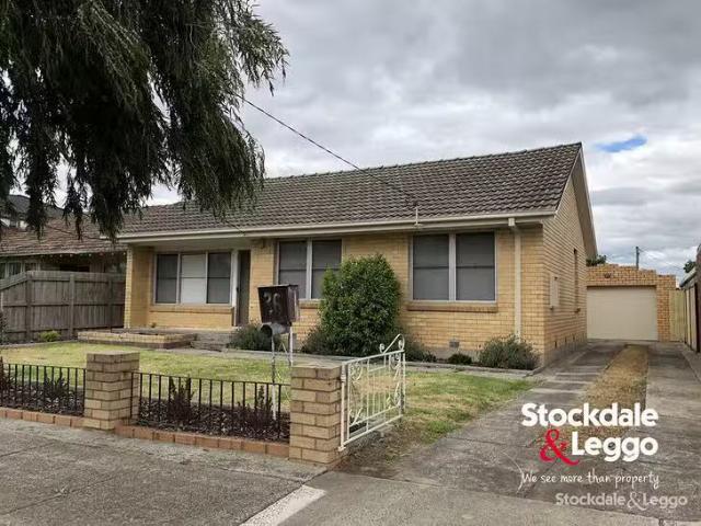 For Rent! 3 BR 36 Morwell Crescent, Dallas, VIC 3047