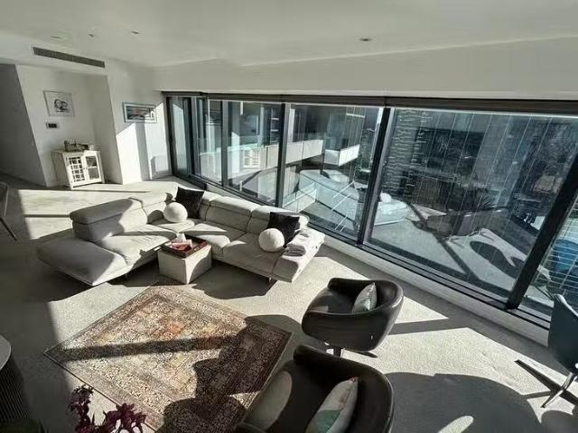 Rental! 3 BR 3808 Riverside Quay, Southbank, VIC 3006