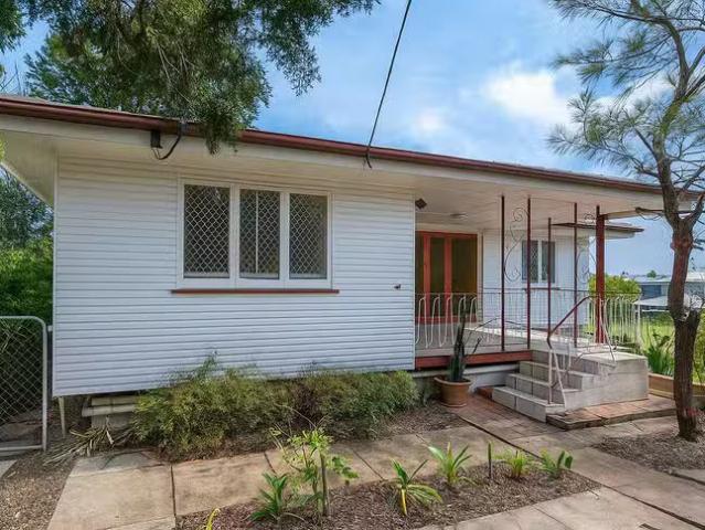 New 3 BR 30 Centre Street, Aspley, QLD 4034