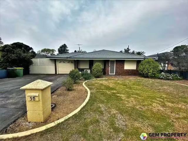 For Rent! 3 BR 30 Chapman Road, Calista, WA 6167