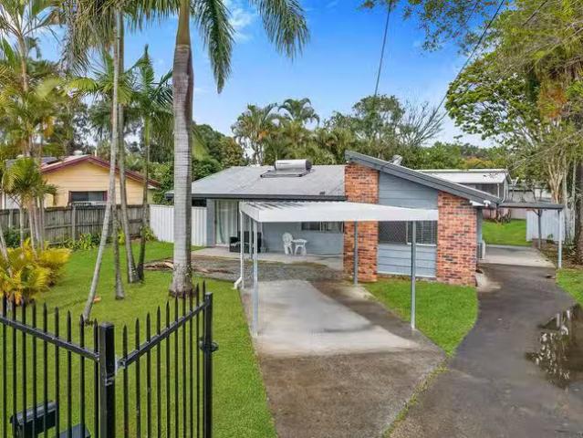 Cozy 3 BR 31 Monash Road, Loganlea, QLD 4131