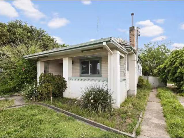 Cheap 3 BR 49 Hickey Street, Cessnock House for rent Listed b.