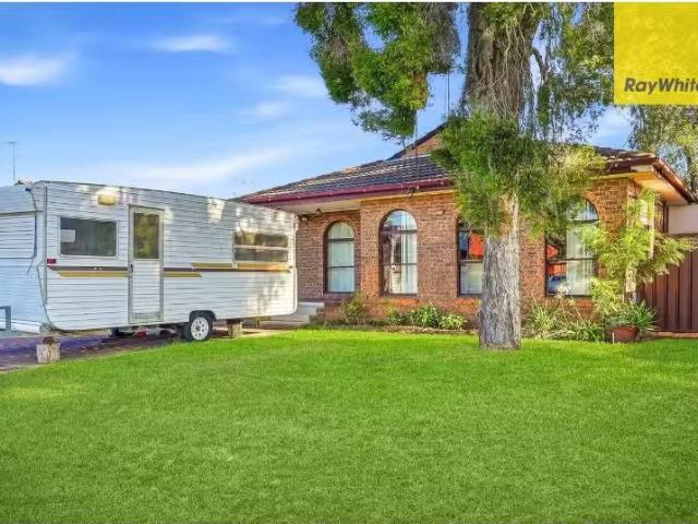 Cozy 3 BR 42 Braddon Street, OXLEY PARK House for rent Listed.