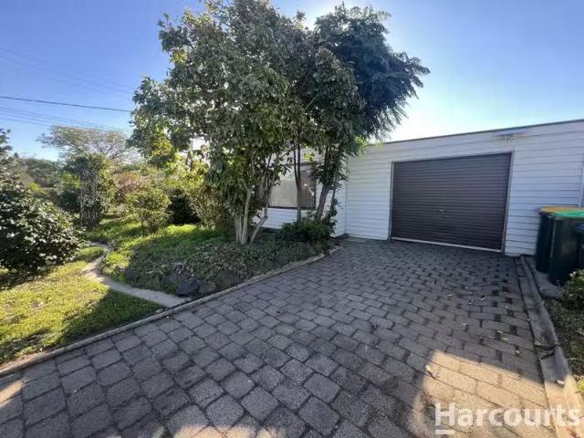 Cheap 3 BR 42 Edith Street, HORSHAM, VIC 3400 House for Rent