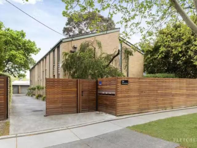 For Rent! 3 BR 4/36 Manning Road, Malvern East VIC 3145 Town.