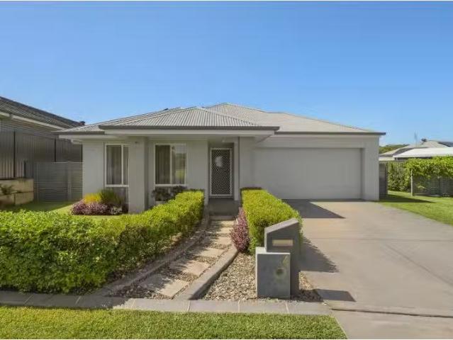 Unique 3 BR 4 Cossentine Street, Cooranbong House for rent Li.
