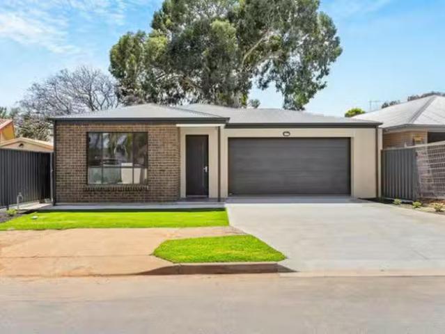 Cozy 3 BR 4B Titmus Avenue, Salisbury East, SA 5109