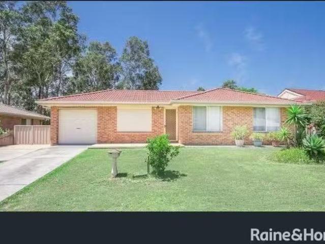 Unique 3 BR 54 Melaleuca Drive, METFORD House for rent Listed.