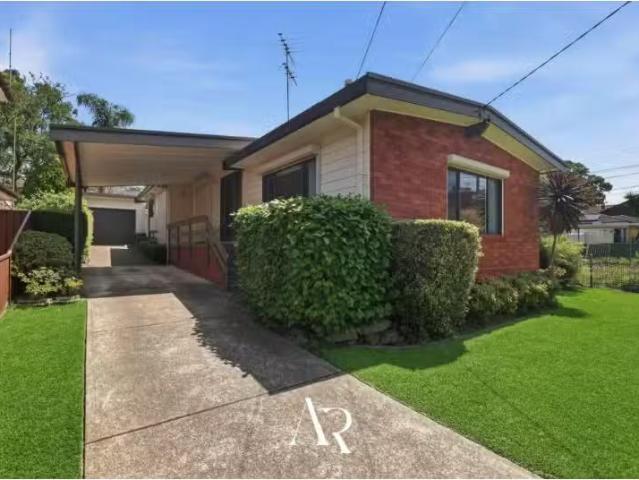 New 3 BR 58 Caroline Cres, Georges Hall House for rent Listed.