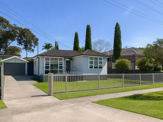 Cozy 3 BR 59 Anderson Avenue, Mount Pritchard, NSW 2170