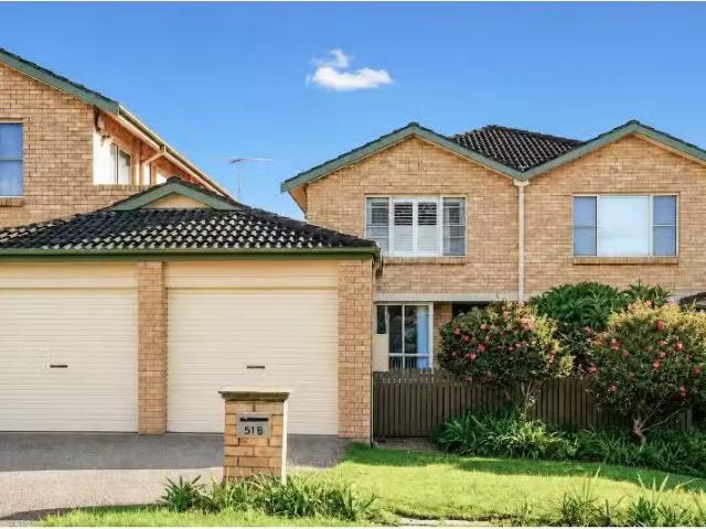 Charming 3 BR 51B Monash Parade, Dee Why Townhouse for rent L.