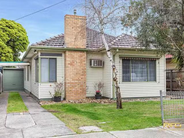 Deal! 3 BR 5 Lorenz Street, Sunshine, VIC 3020