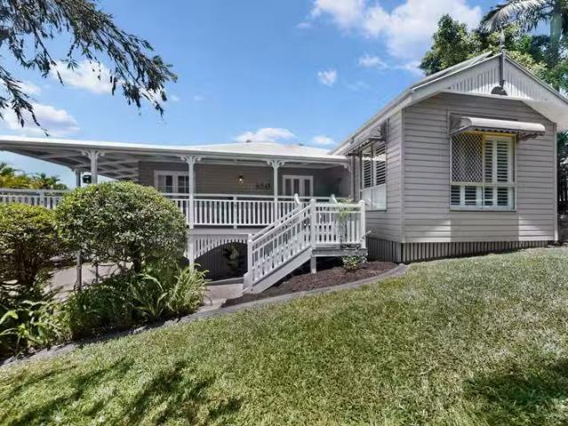 Cheap 3 BR 5 Violin Place, ARANA HILLS, QLD 4054 House for R.