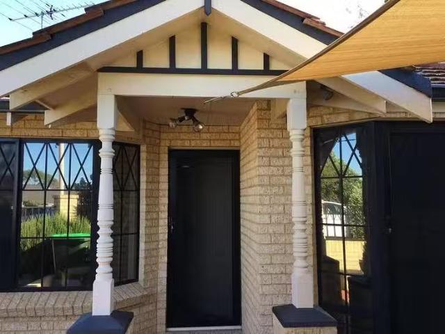 Deal! 3 BR 5A Hodgson Street, Tuart Hill, WA 6060