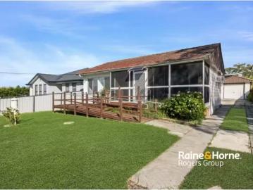 Charming 3 BR 64 Manoa Road, HALEKULANI House for rent Listed.