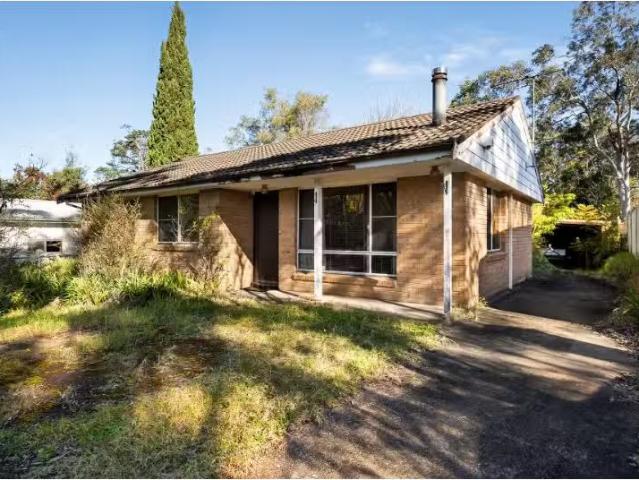 Cheap 3 BR 64 St Georges Crescent, Faulconbridge House for ren.