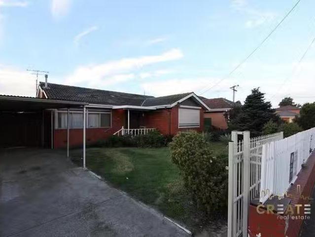 Rental! 3 BR 65 Devonshire Road, Sunshine, VIC 3020