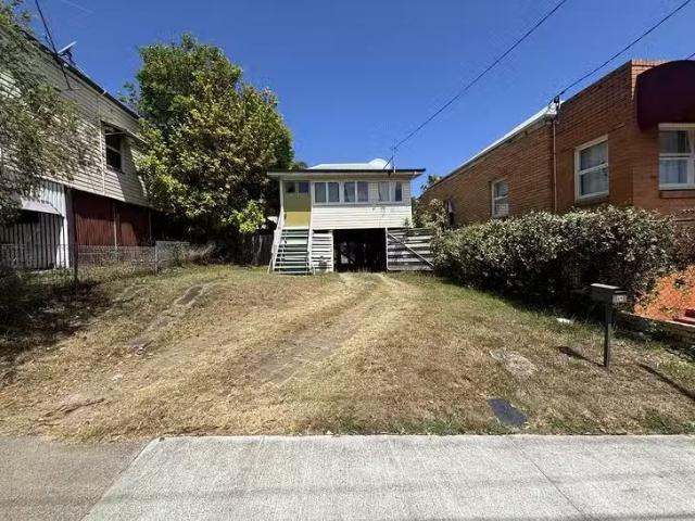 For Rent! 3 BR 69 Eureka Street, Kelvin Grove, QLD 4059
