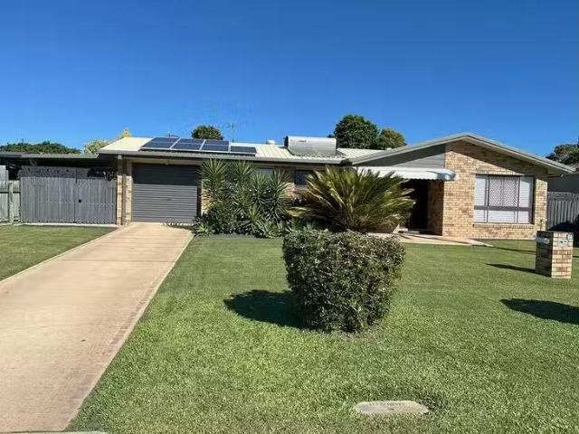 Charming 3 BR 60 Dover Street, Pialba, QLD 4655