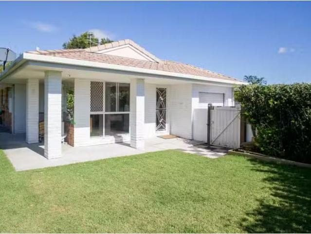 Just in! 3 BR 6/19 27 Elizabeth Street, POTTSVILLE House for r.