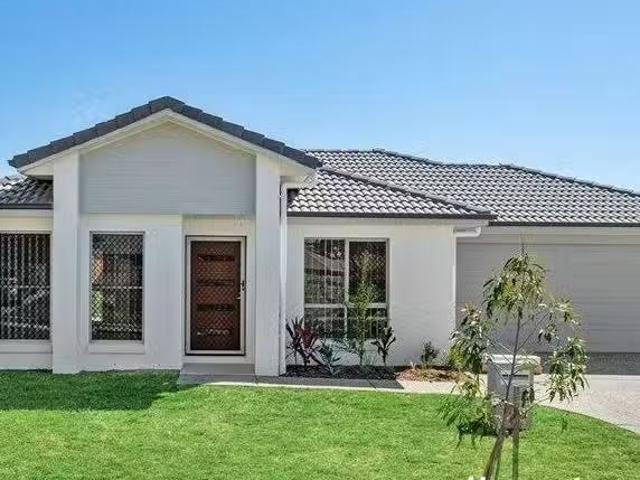 Nice 3 BR 6 Sweetman Place, HILLCREST, QLD 4118 House for Rent