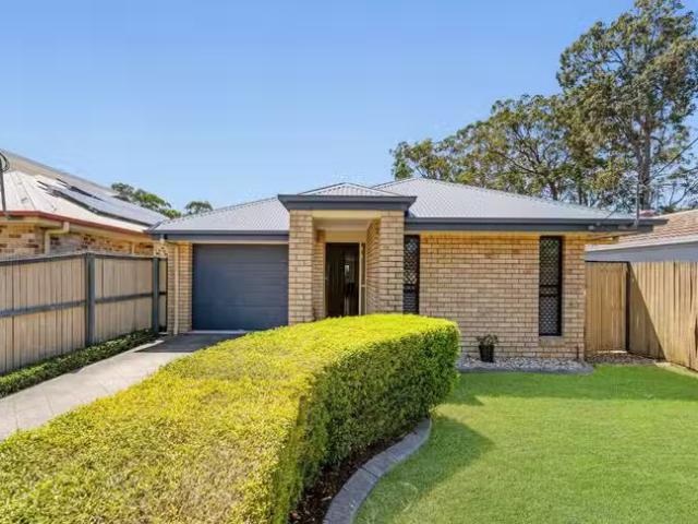 Deal! 3 BR 75 Bainbridge Street, ORMISTON, QLD 4160 House fo.
