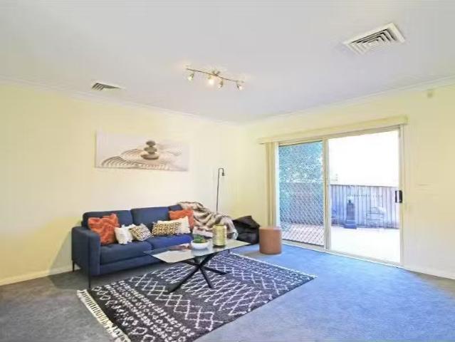 Deal! 3 BR 7/1 Vista Street, Oatlands Townhouse for rent List.