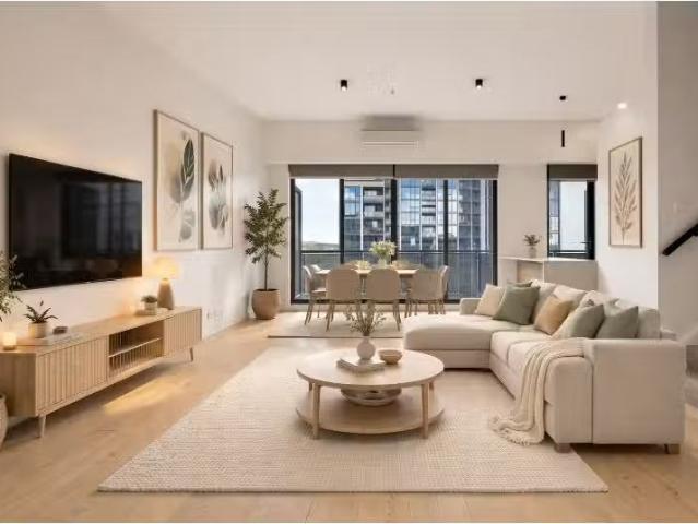 Unique 3 BR 810/45 Furzer Street, PHILLIP Apartment for rent.
