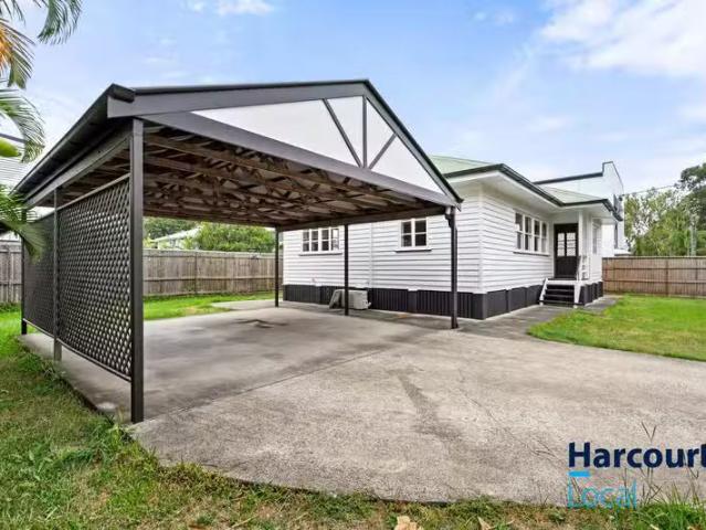 Unique 3 BR 8 Carter Street, NORTHGATE, QLD 4013 House for R.