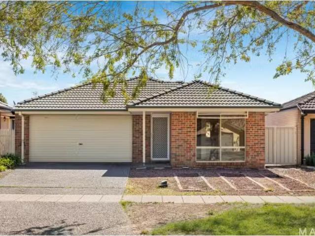 Charming 3 BR 8 Burbie Street, Harrison House for rent Listed.